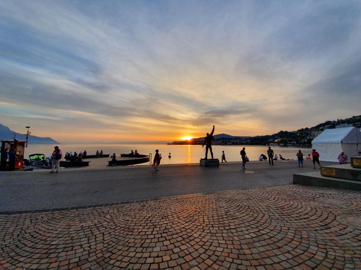 Cozy Terrace By Montreux Home Sweet Home ภายนอก รูปภาพ